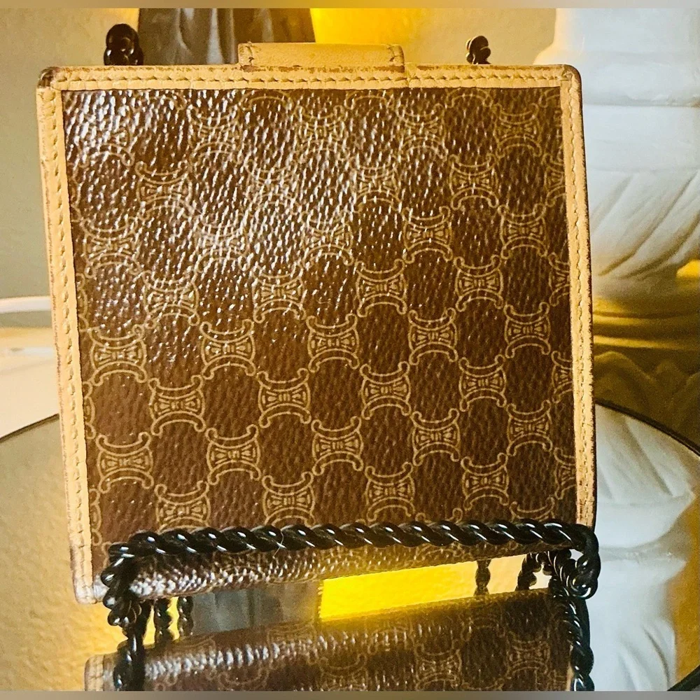 Celine Vintage Macadam Triomphe Brown Leather Bifold Wallet